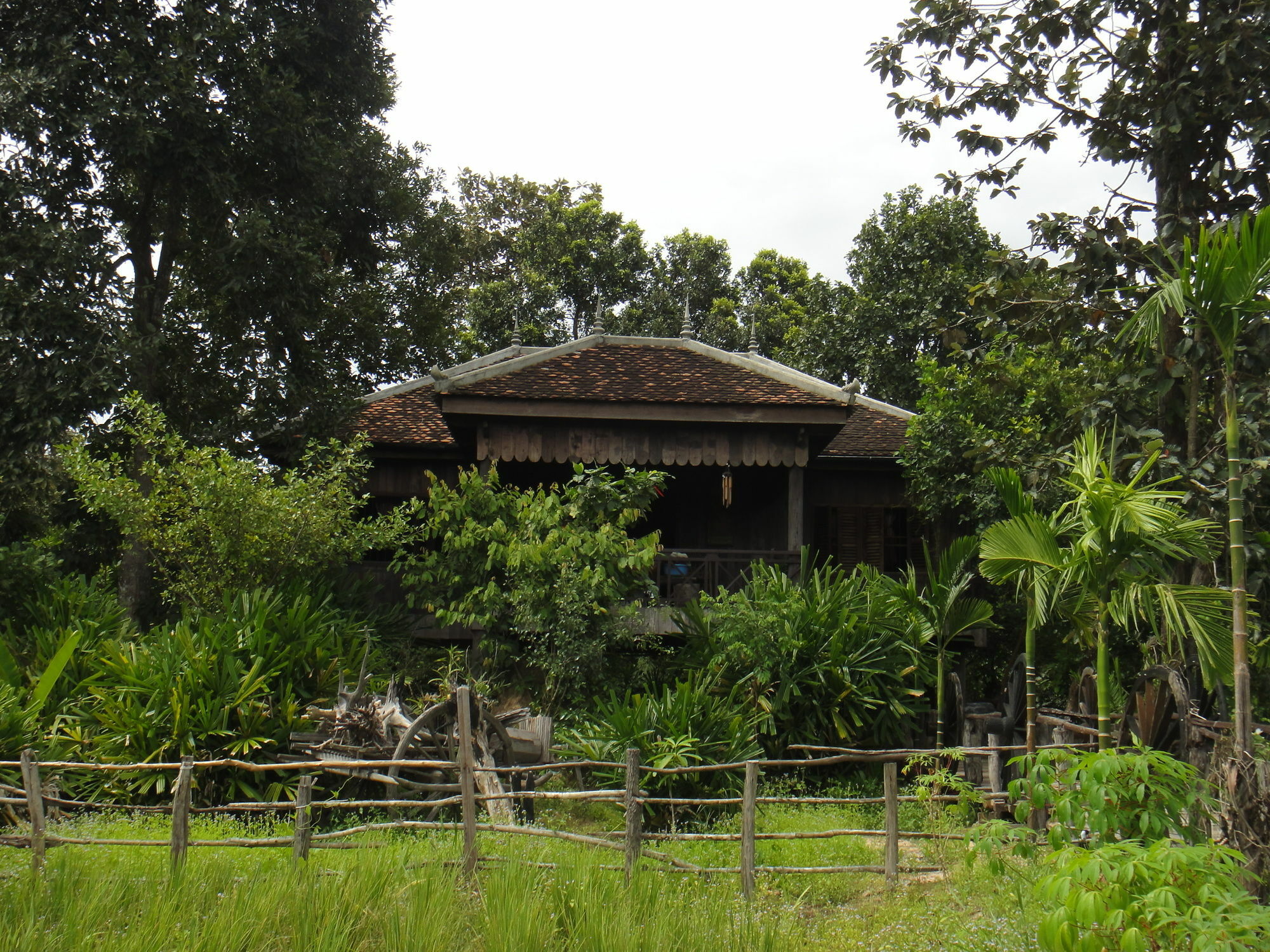 The Bong Thom Homestay Siem Reap Exteriör bild
